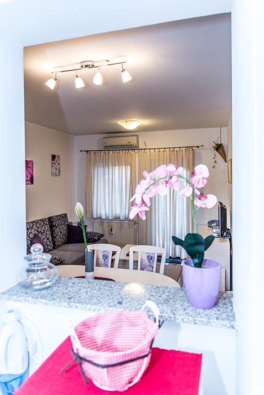 Apartment Flores Osijek Exterior foto